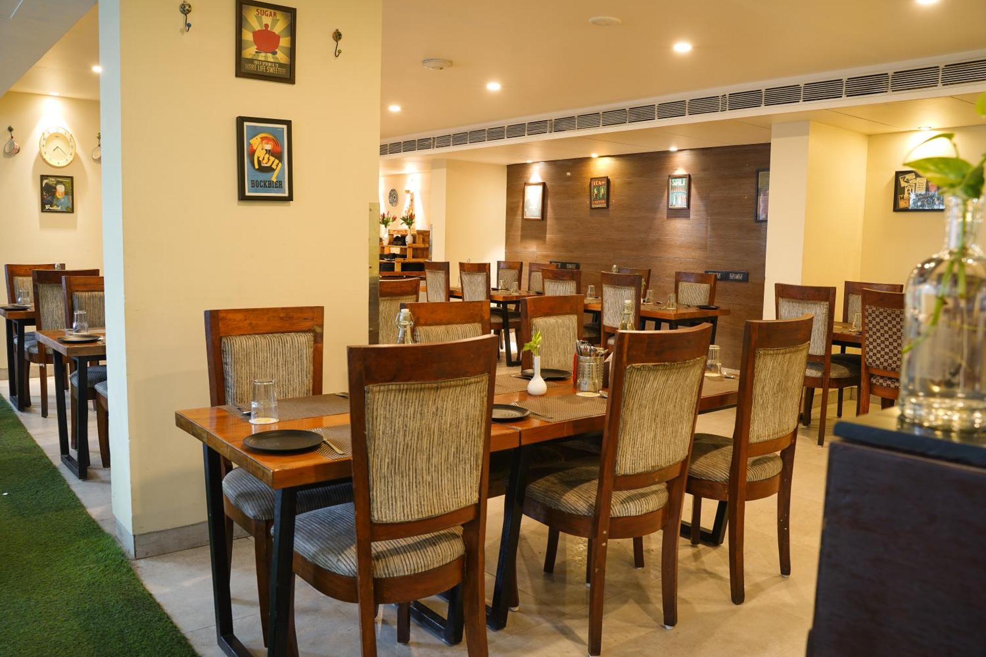 Hotel Citrus Prime Candolm, Goa Candolim Exterior photo